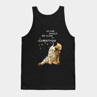 Pug lovers christmas time Tank Top